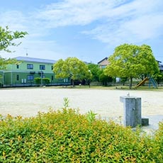 潤南公園(徒歩3分 約260m)